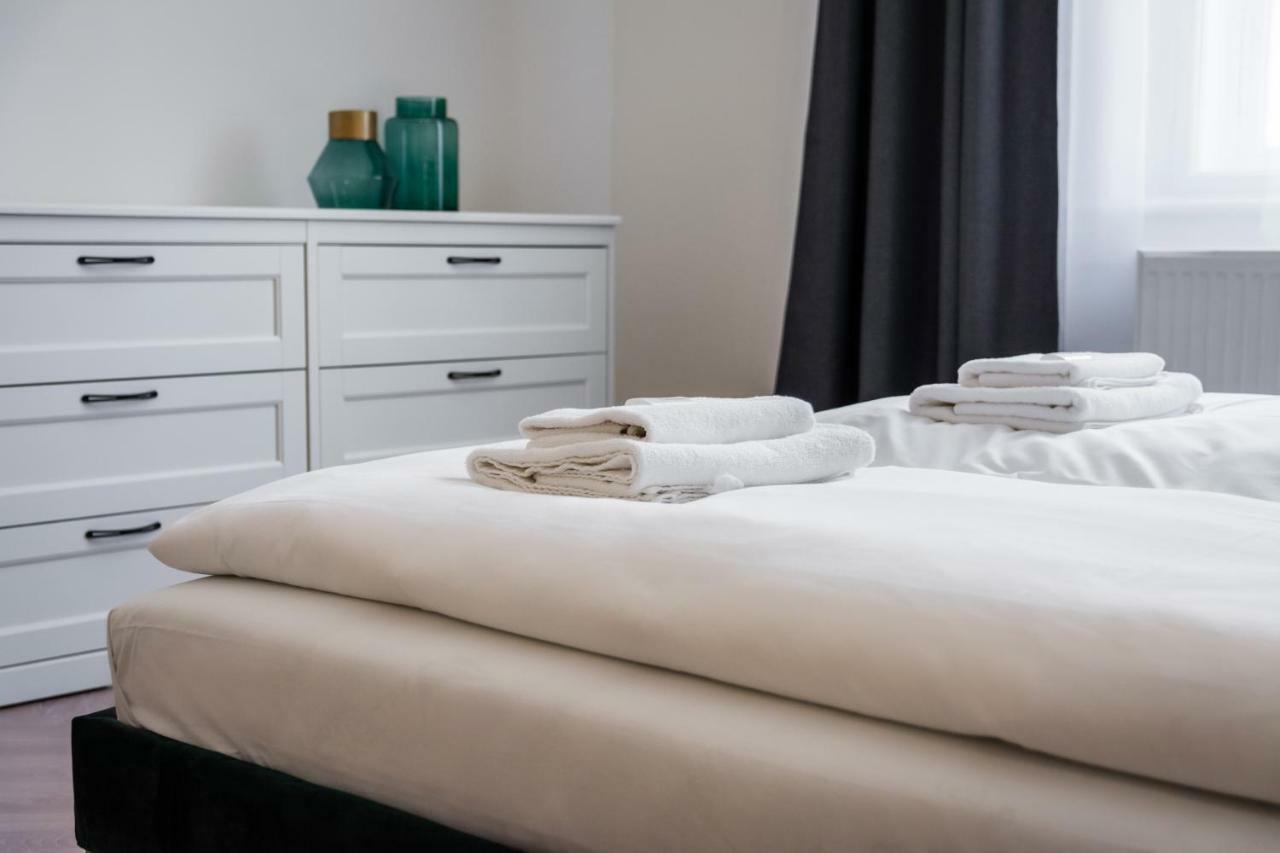 Apartament Deluxe Old Town Sw. Krzyza Wawelofts Cracovie Extérieur photo