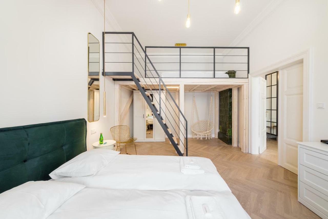 Apartament Deluxe Old Town Sw. Krzyza Wawelofts Cracovie Extérieur photo